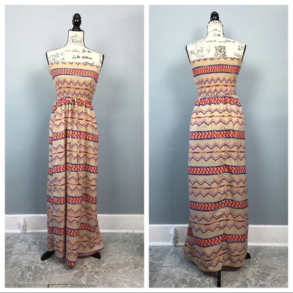 SANS Souci Smocked Strapless Aztec Tribal Print Maxi Dress Women's Size M Belted - Picture 1 of 12